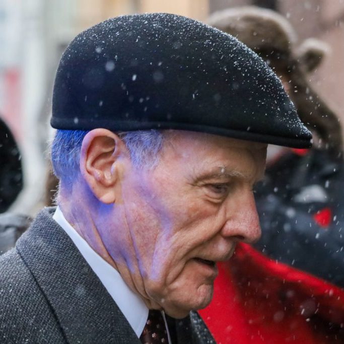 Former Illinois House Speaker Michael Madigan leaves Chicago's Dirksen Federal Courthouse after a jury convicted him on 10 of 23 corruption charges on Feb. 12, 2025. (Capitol News Illinois photo by Andrew Adams)