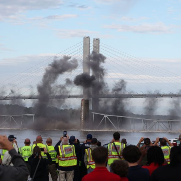 State officials set off explosives to bring the old Chester Bridge down on Monday, Sept. 28, 2026. (Adam Gunther, Saluki Local Reporting Lab)