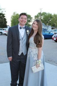 Prom 048