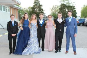 Prom 077